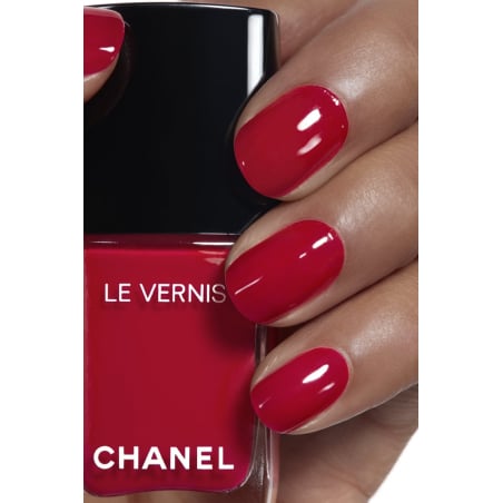 Chanel Le Vernis, Nagellack mit langem Halt, 13 ml, 528 Rouge Puissant